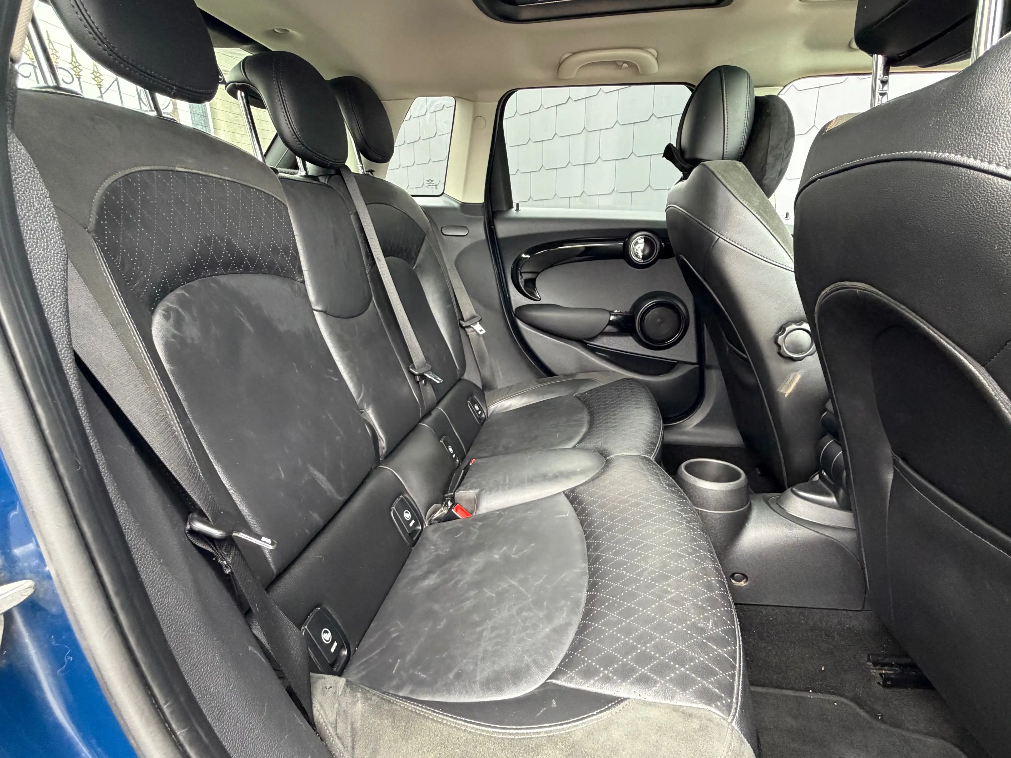 MINI Cooper D Mini 1.5 DA Cooper — photo 11