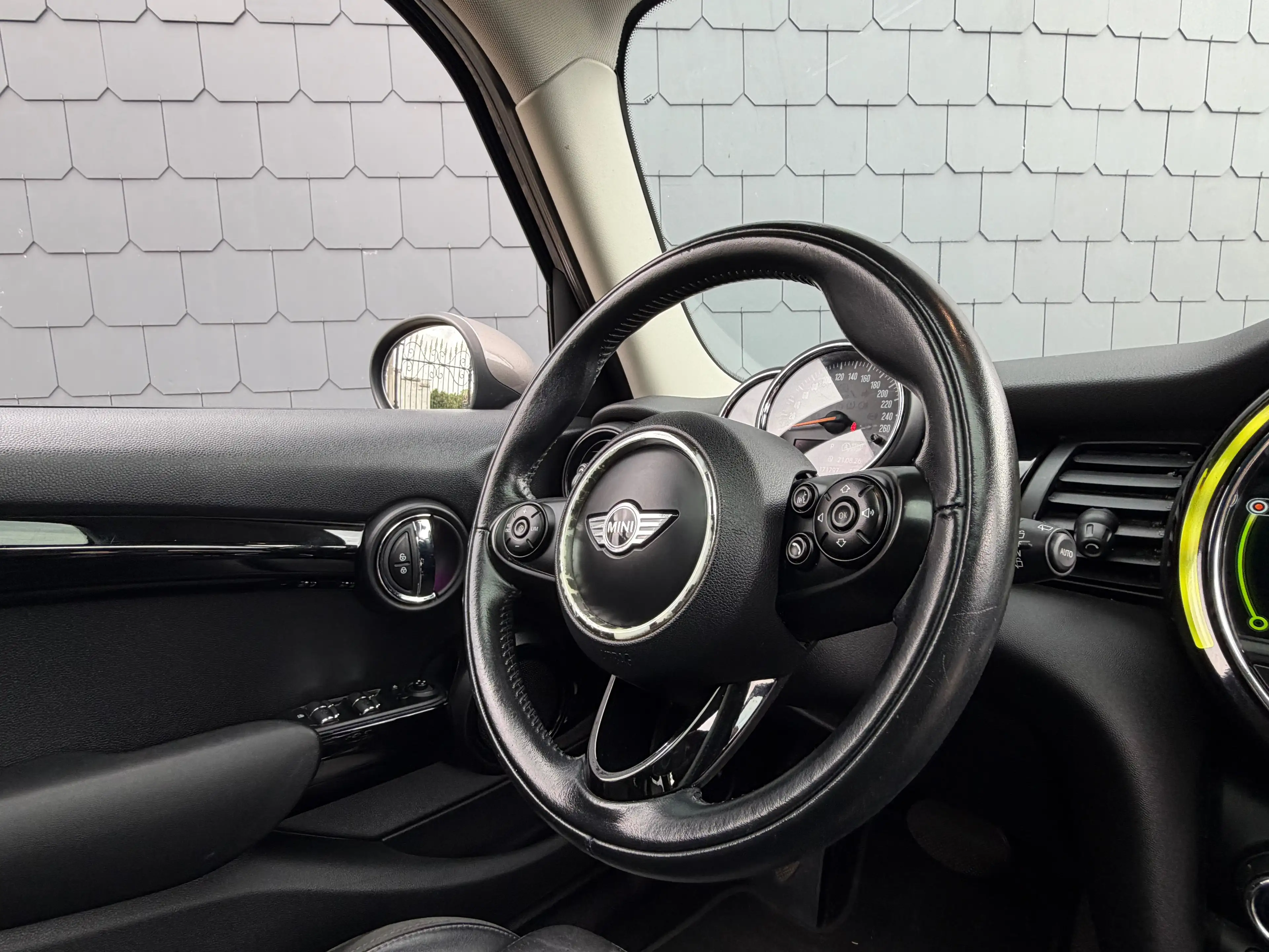 MINI Cooper D Mini 1.5 DA Cooper — photo 5