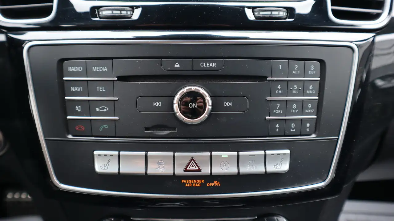 Mercedes-Benz GLE снимка Mercedes-Benz GLE