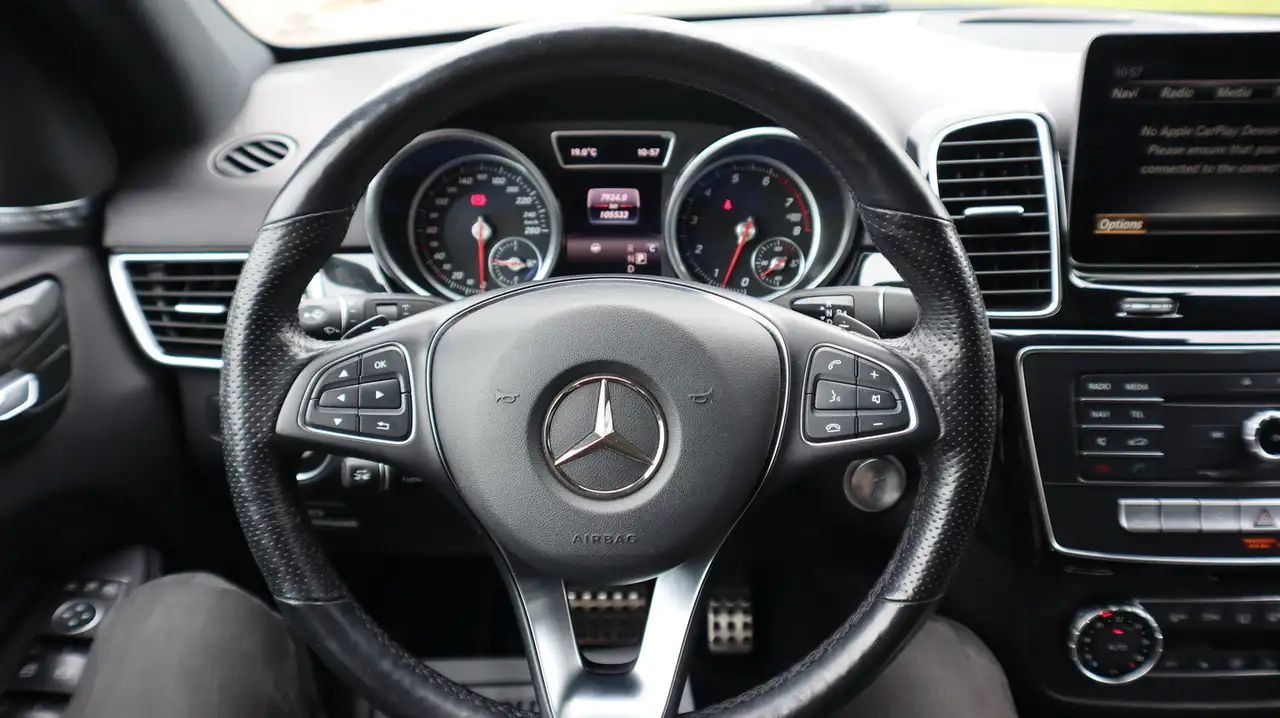 Mercedes-Benz GLE снимка Mercedes-Benz GLE