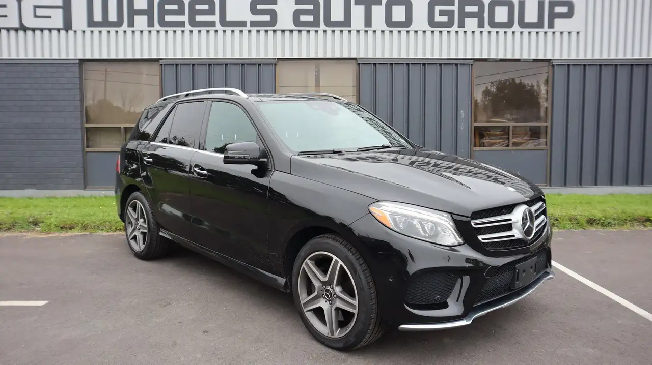 Mercedes-Benz GLE снимка Mercedes-Benz GLE