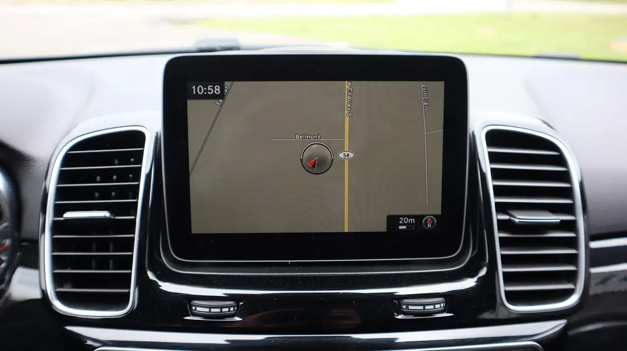 Mercedes-Benz GLE снимка Mercedes-Benz GLE