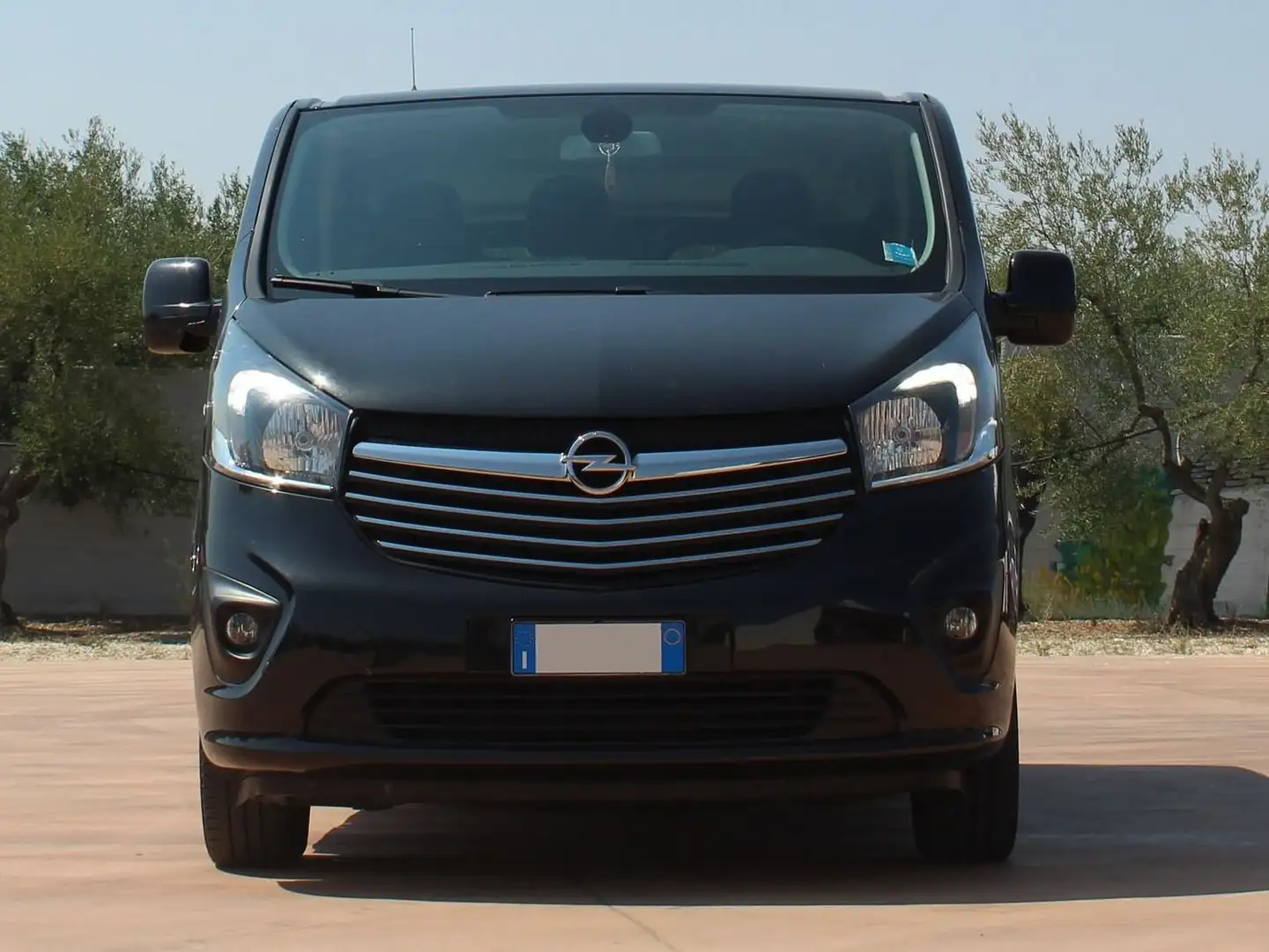 Opel Vivaro OPEL VIVARO BITURBO 9 POSTI Nero - 2