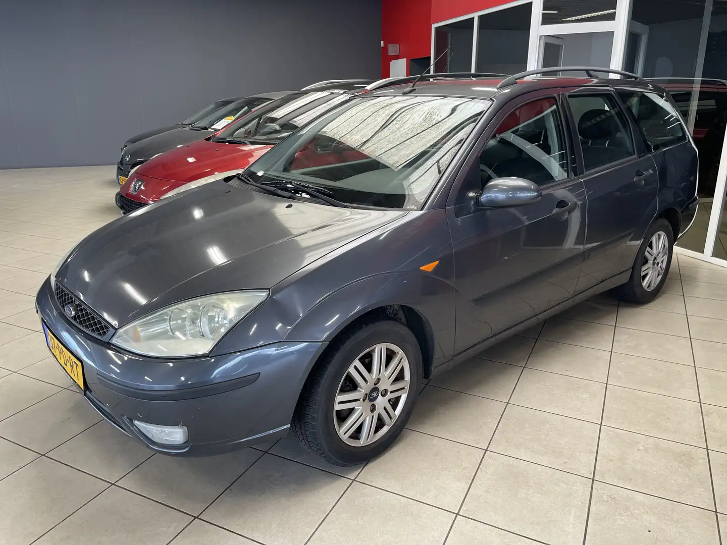 Ford Focus Wagon 1.6-16V Futura Leer full options 2e eigenaar Grigio - 1