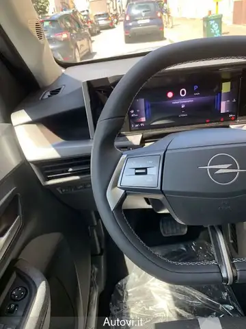 Opel Frontera view 13