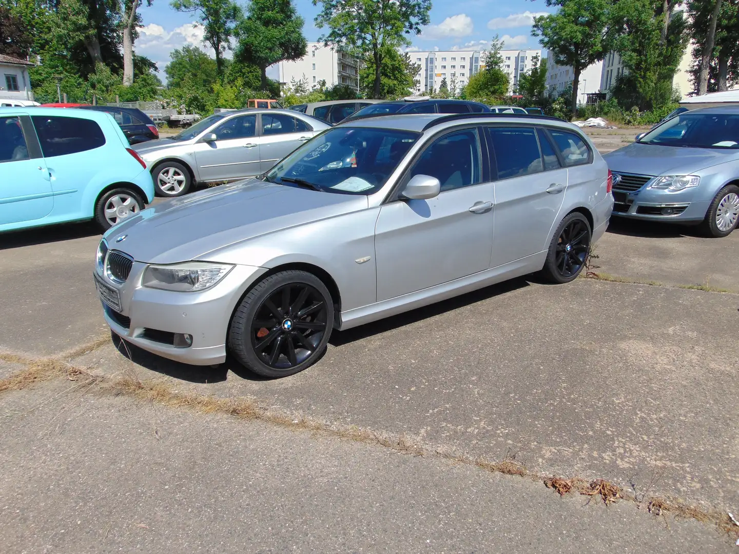 BMW 318 318d Gri - 1
