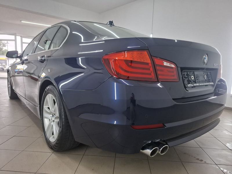 BMW 528 i*PDC*KAM*NAV*GEPFLEGT*6 ZYLINDER* — photo 10