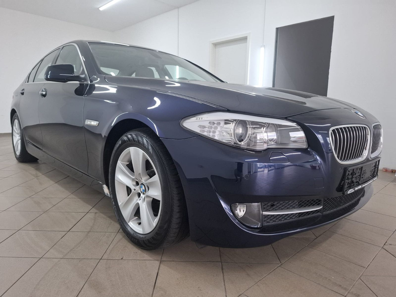 BMW 528 i*PDC*KAM*NAV*GEPFLEGT*6 ZYLINDER*