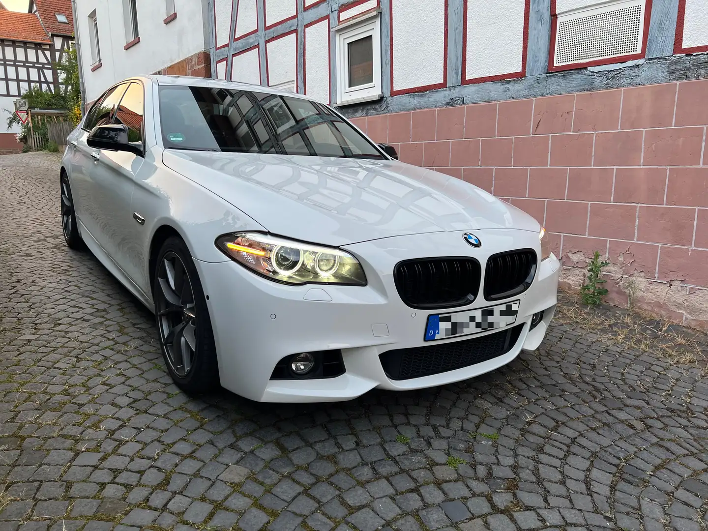 BMW 535 F10 / CarPlay / 4ZKA / AHK / 360 Kamera / M Sport - 1