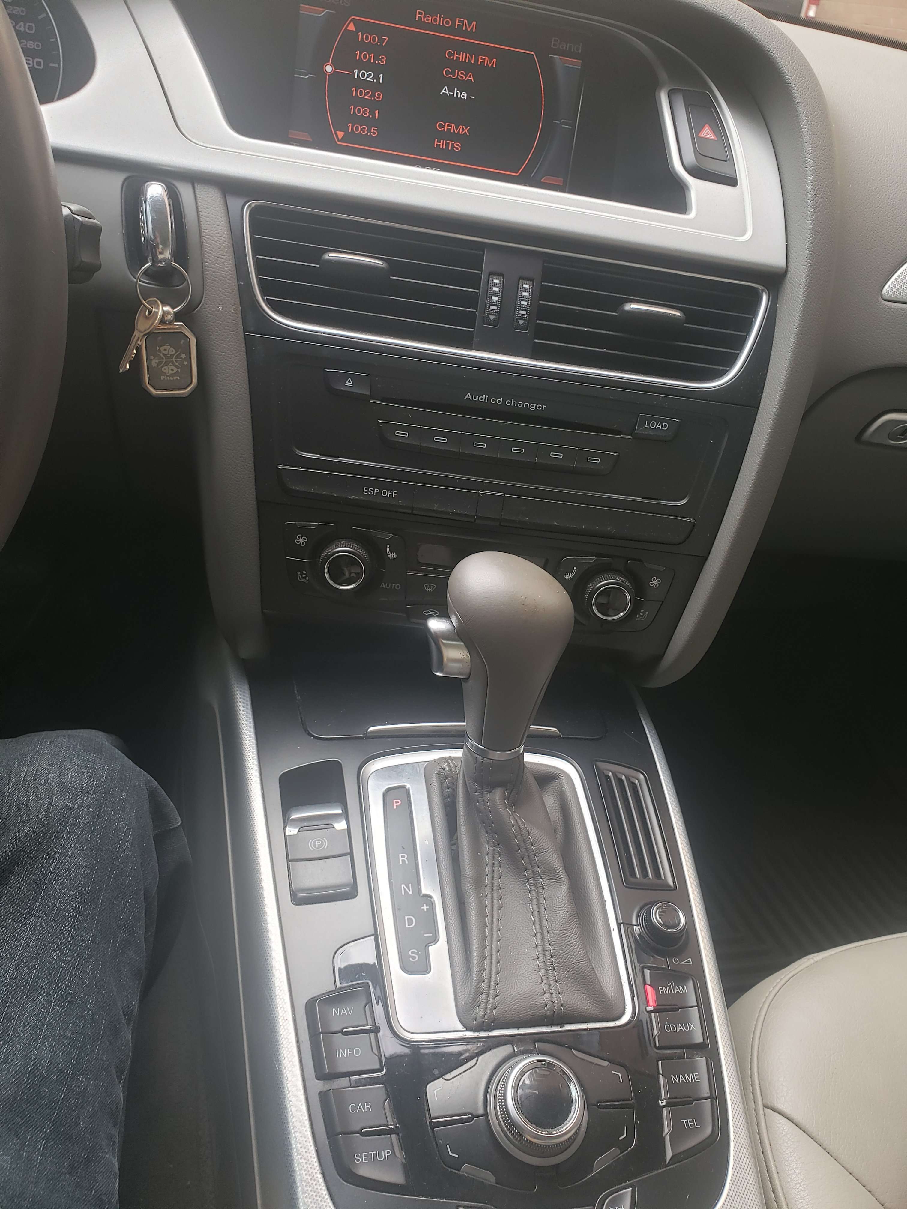 2009 Audi A4 Auto, Quattro, 2.0L Turbo AWD Sedan. alt 4