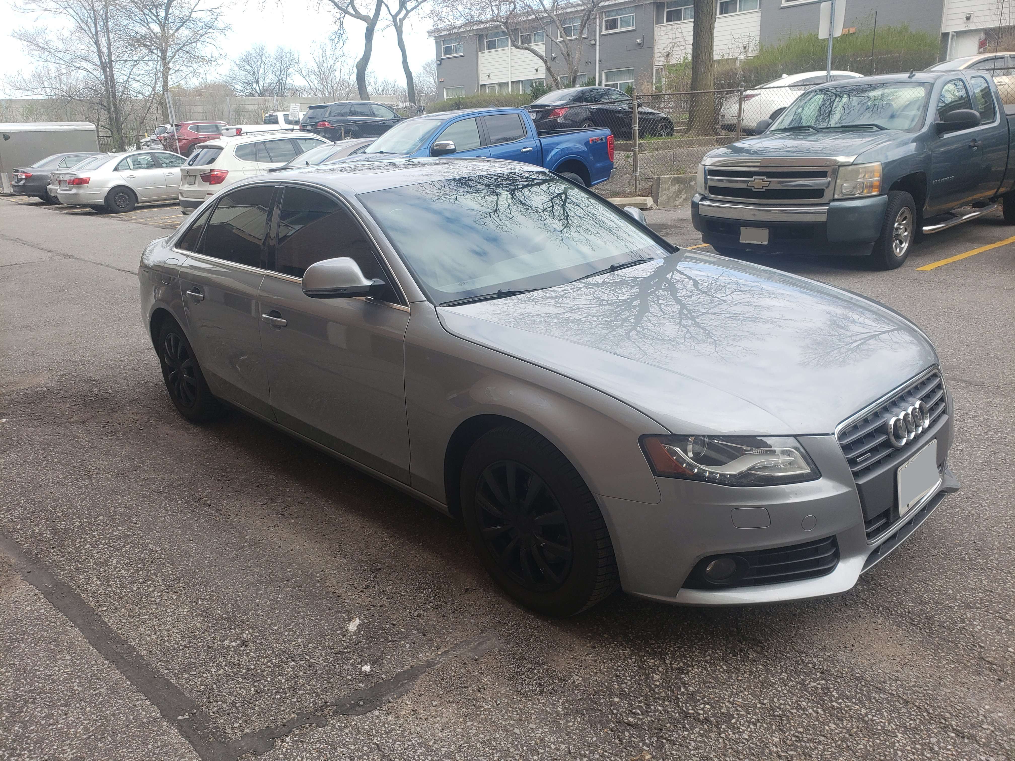 2009 Audi A4 Auto, Quattro, 2.0L Turbo AWD Sedan. thumb 9