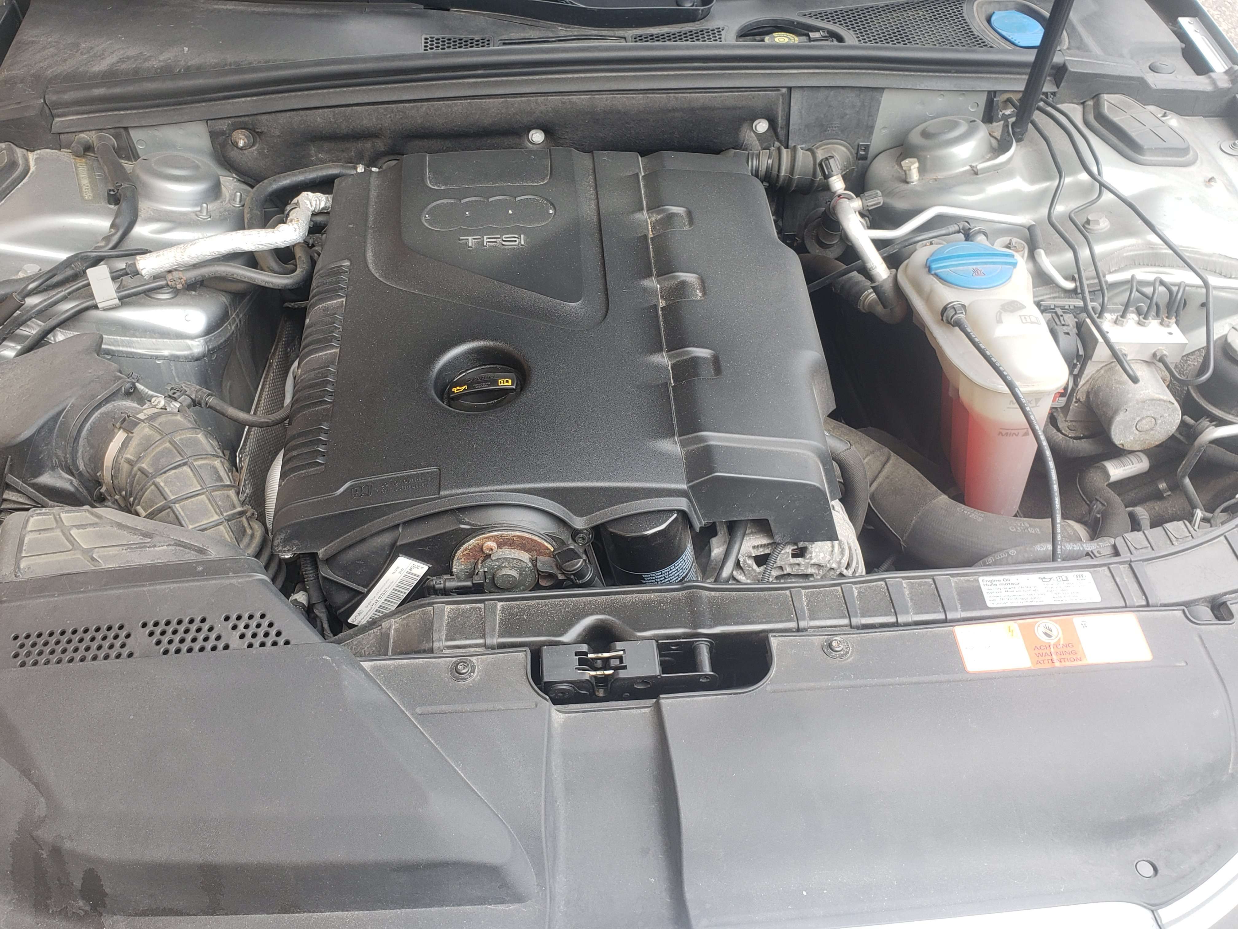 2009 Audi A4 Auto, Quattro, 2.0L Turbo AWD Sedan. thumb 10