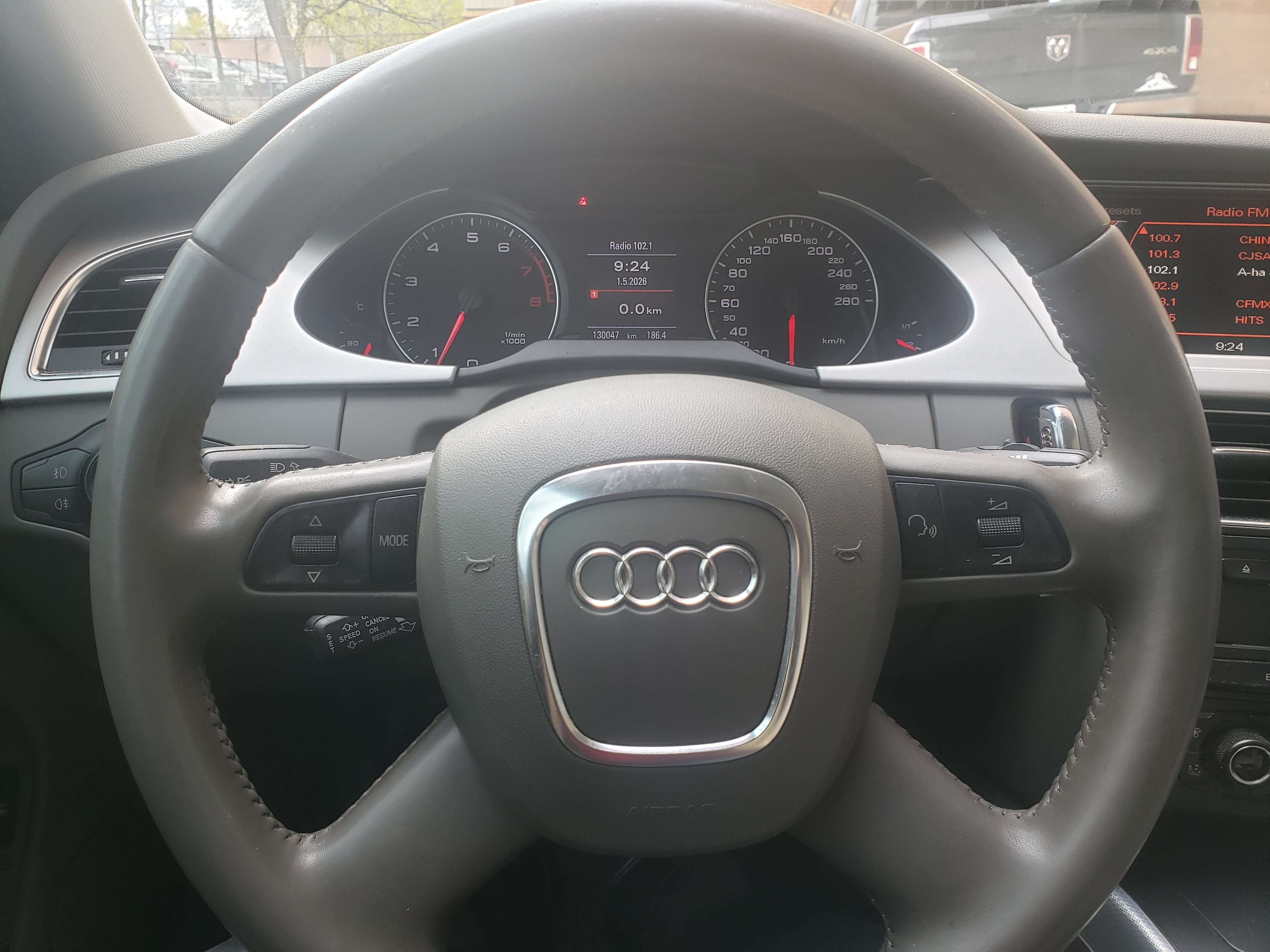 2009 Audi A4 Auto, Quattro, 2.0L Turbo AWD Sedan. alt 3