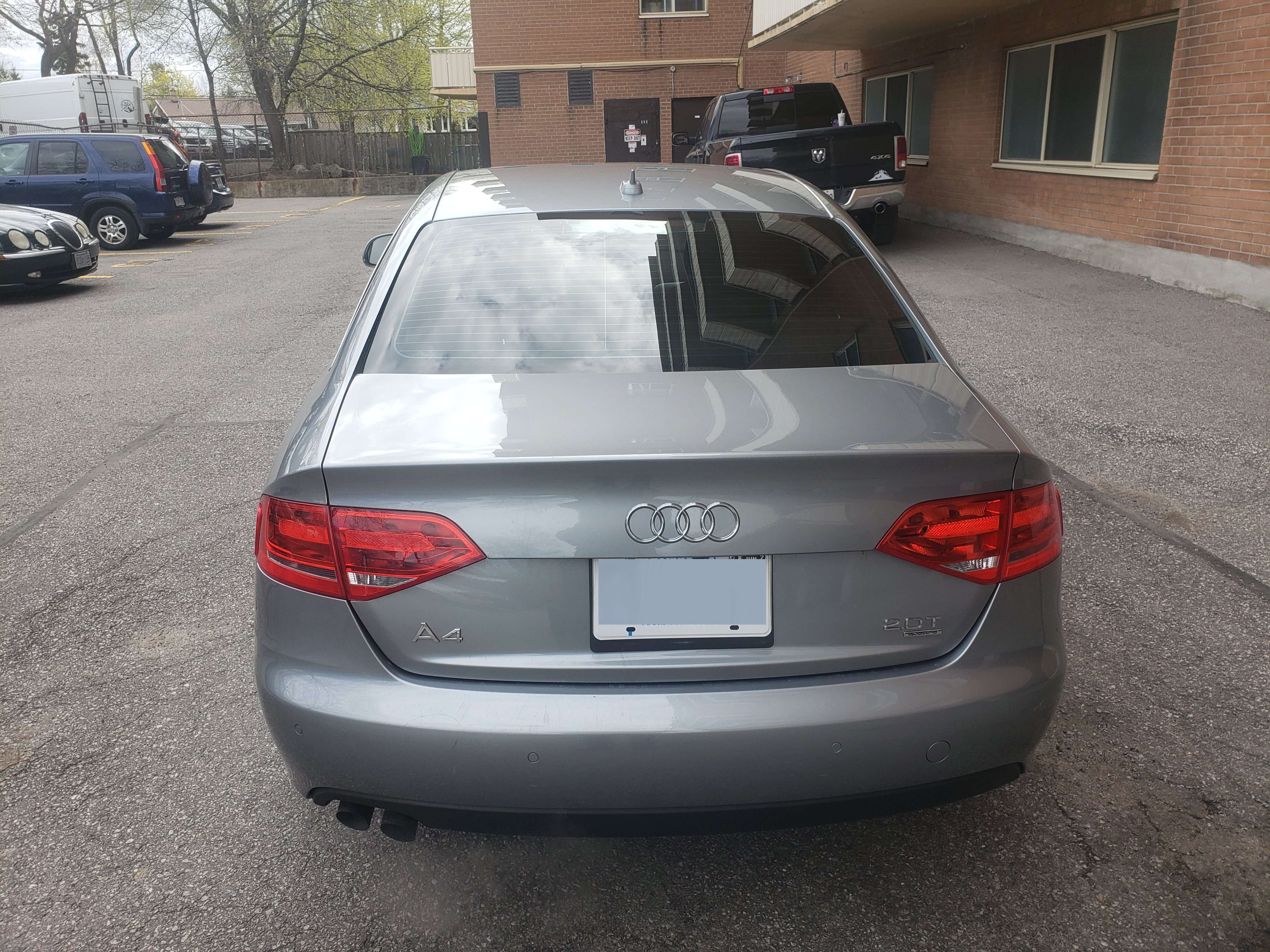 2009 Audi A4 Auto, Quattro, 2.0L Turbo AWD Sedan. alt 5