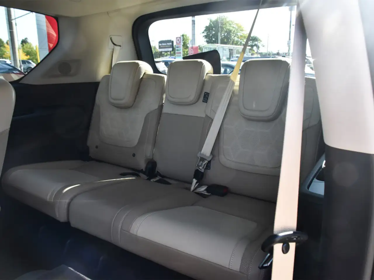 Nissan Armada снимка Nissan Armada