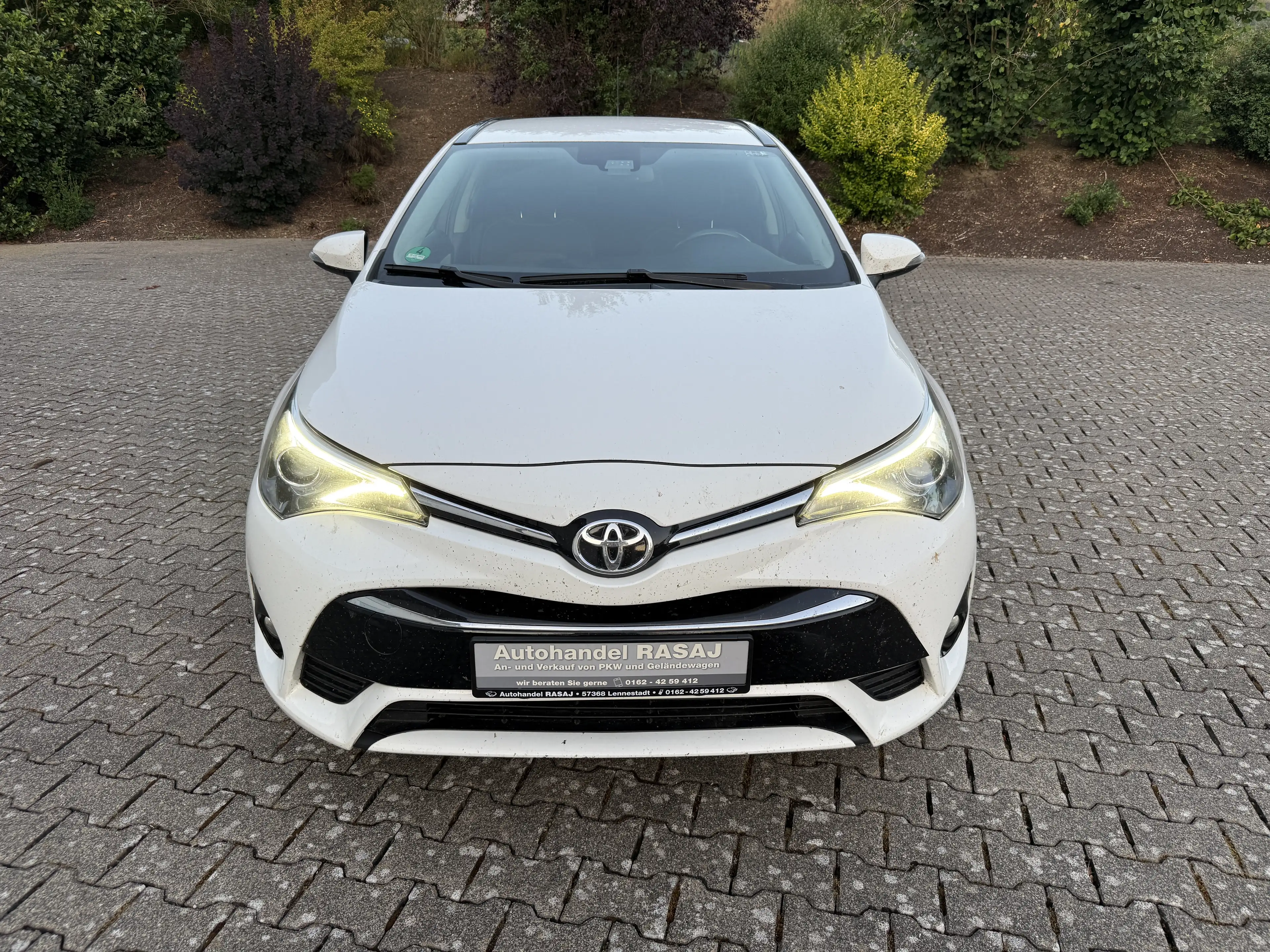 Toyota Avensis Touring Sports 2.0 D-4D Edition-S*NAVI*XENON*KLIMA*TEMPOMAT*CAM*BRC*ALU — photo 8