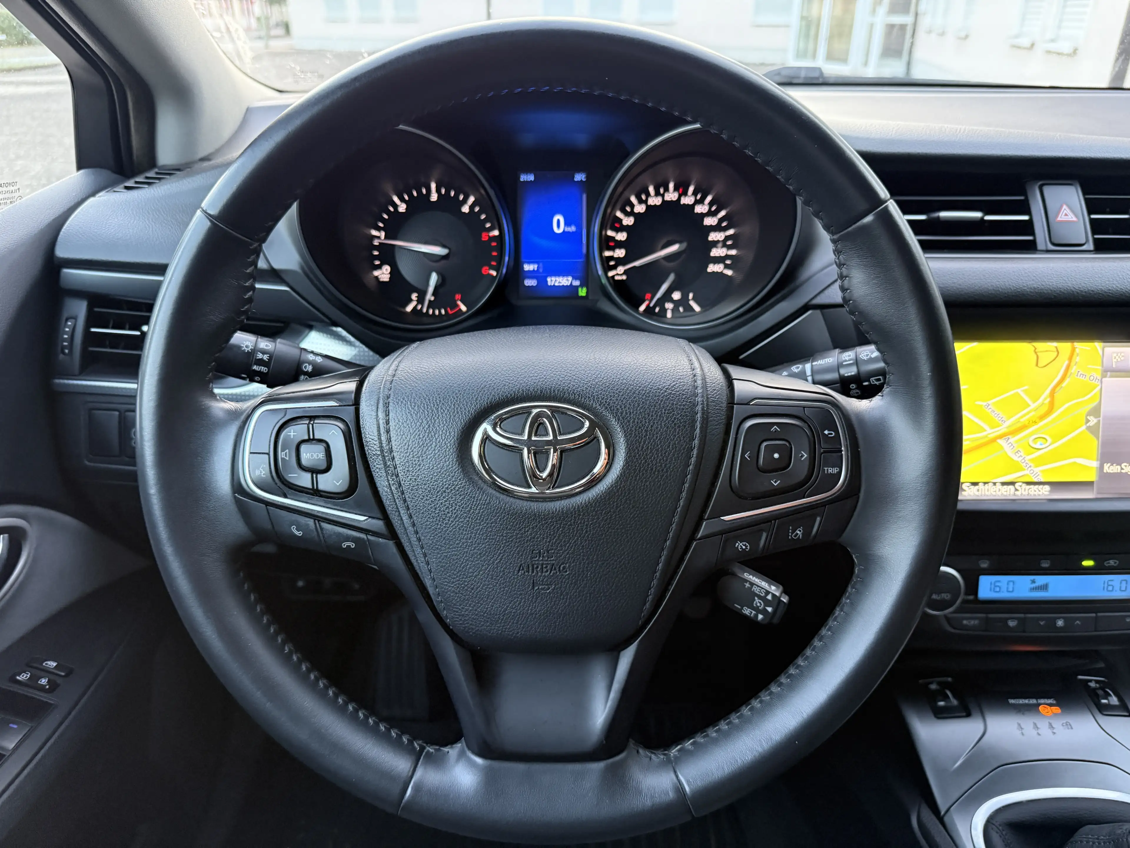 Toyota Avensis Touring Sports 2.0 D-4D Edition-S*NAVI*XENON*KLIMA*TEMPOMAT*CAM*BRC*ALU — photo 13