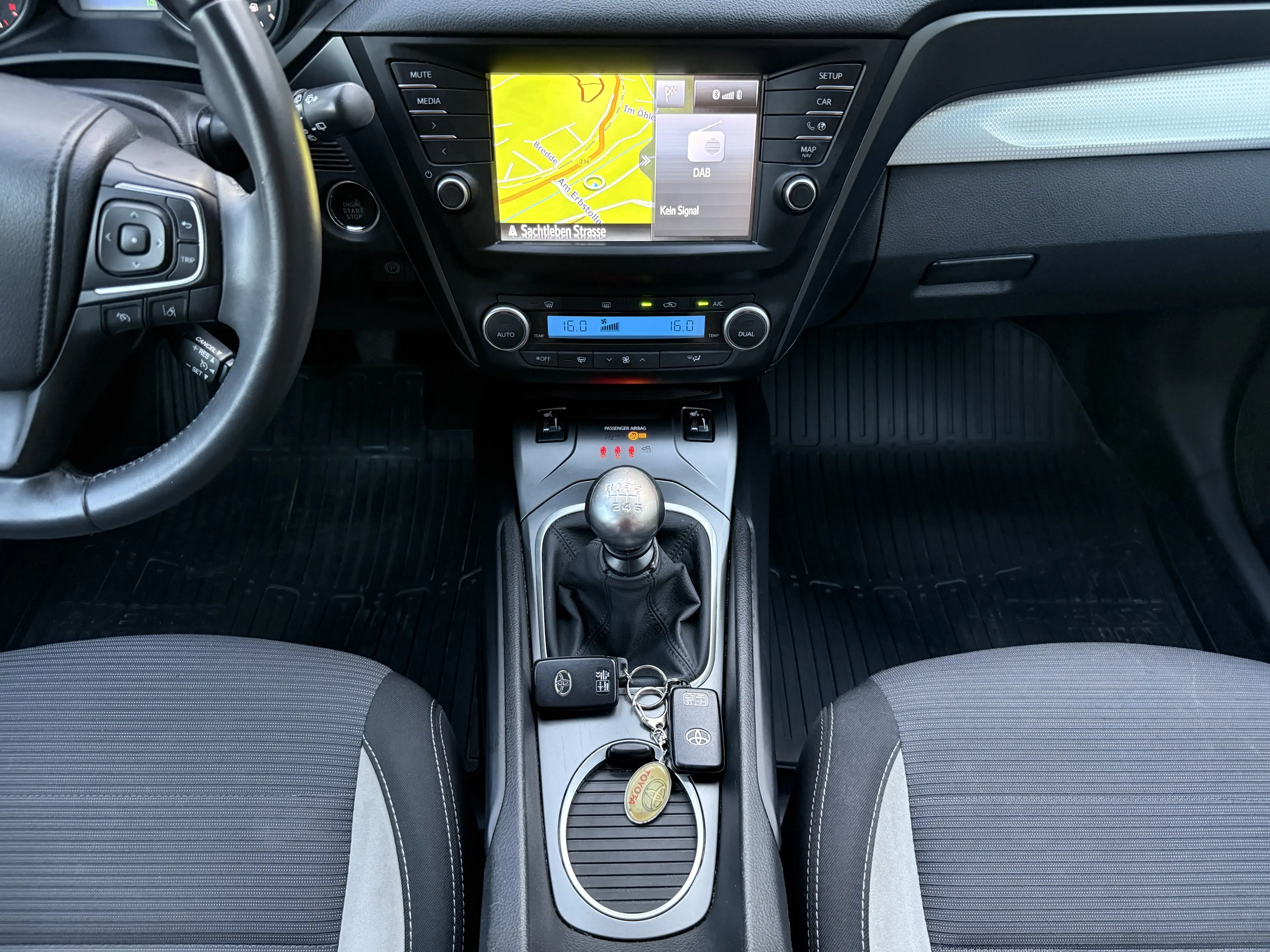Toyota Avensis Touring Sports 2.0 D-4D Edition-S*NAVI*XENON*KLIMA*TEMPOMAT*CAM*BRC*ALU — photo 10