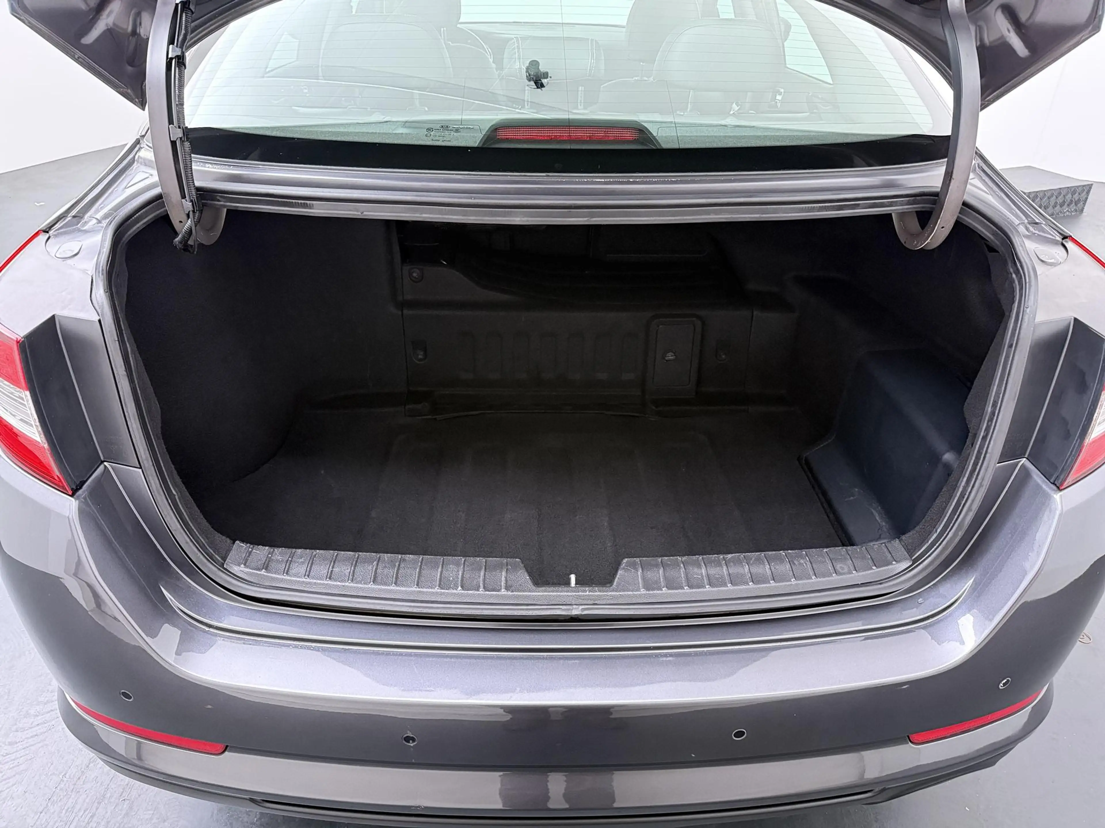 Kia Optima 2.0 CVVT Hybrid Super Pack Automaat - Navigatie - — photo 9