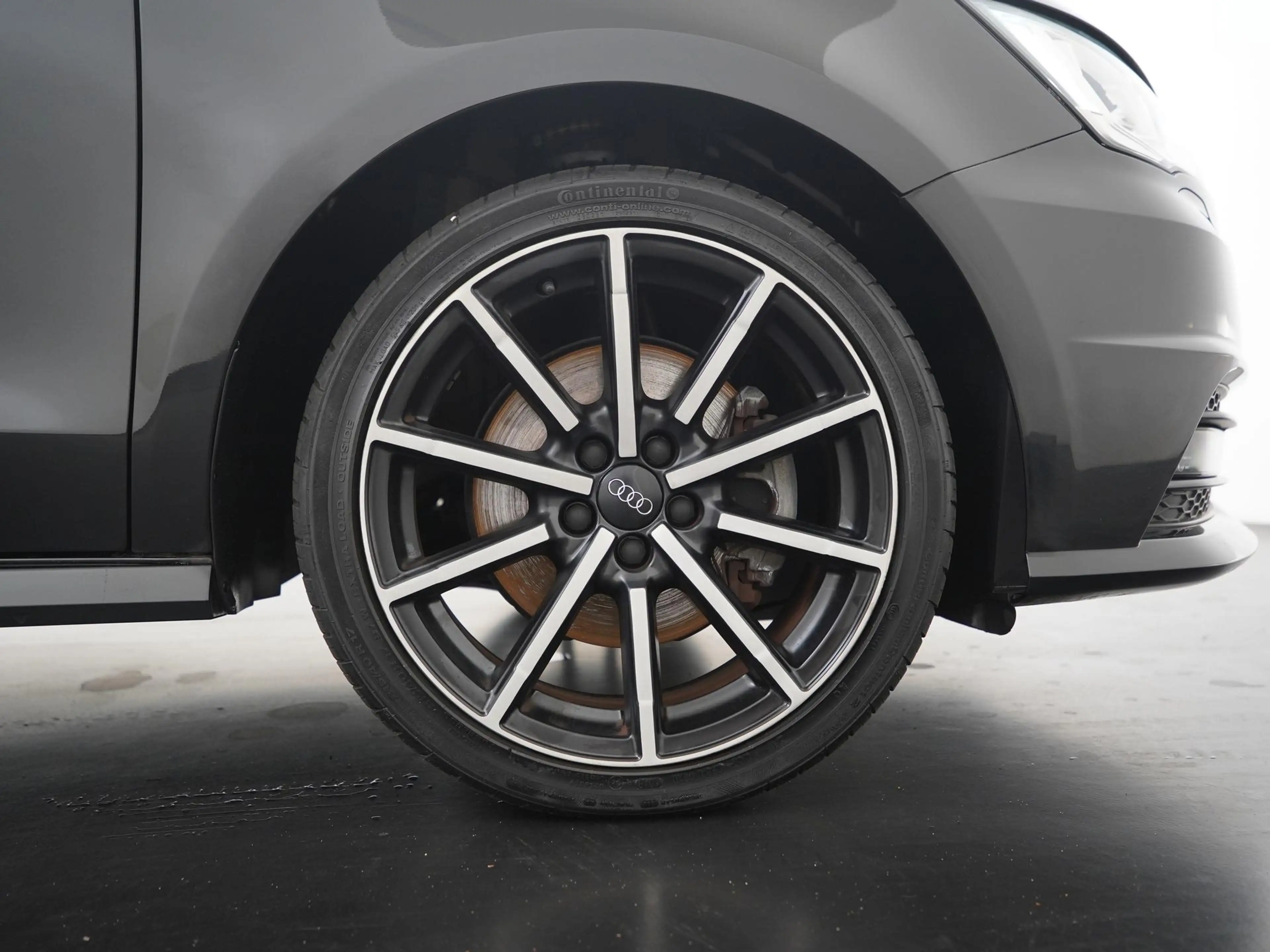 Audi A1 Sportback 1.4 TFSI Advance Sport S line | Schuifda — photo 28