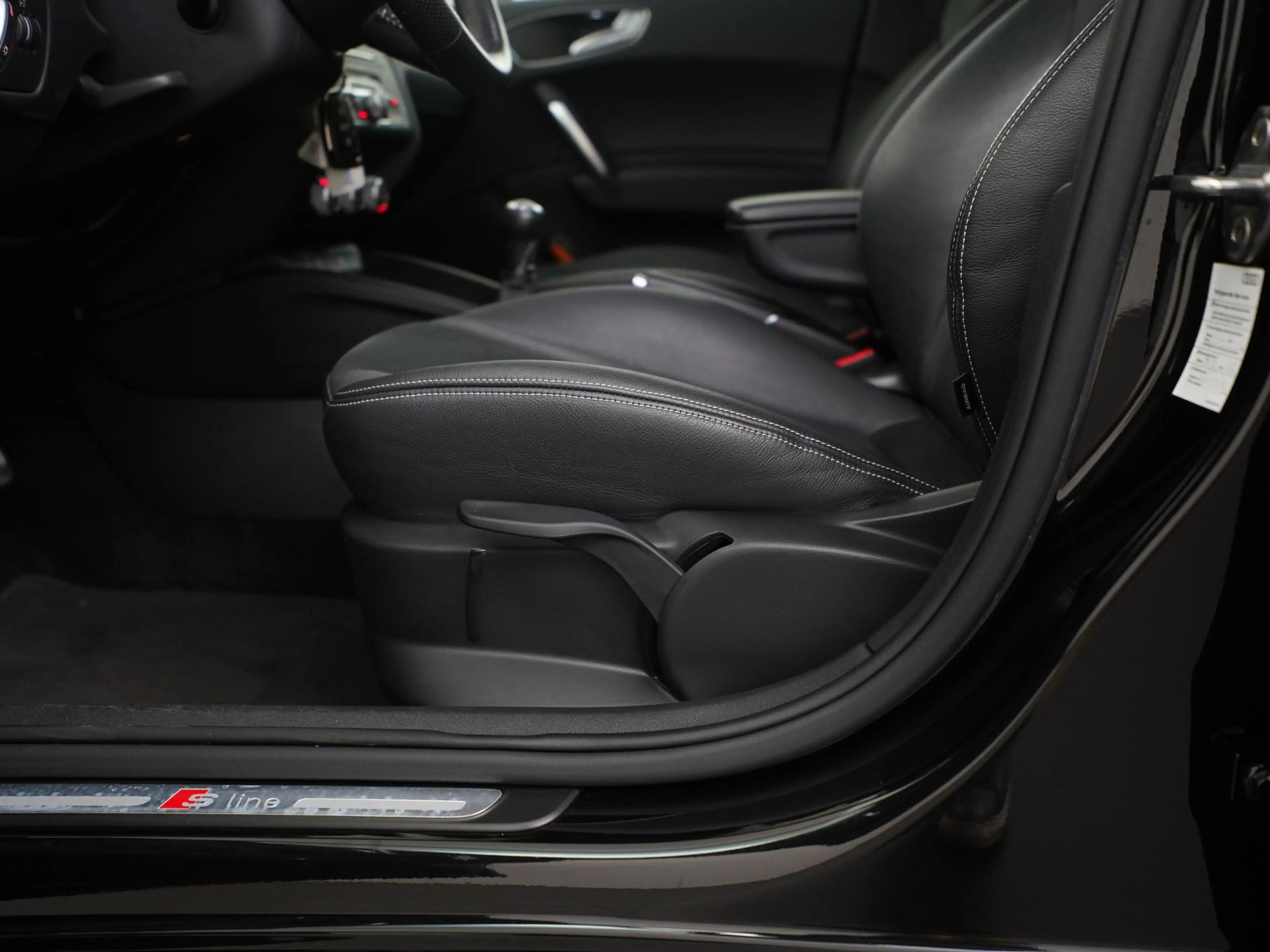Audi A1 Sportback 1.4 TFSI Advance Sport S line | Schuifda — photo 32