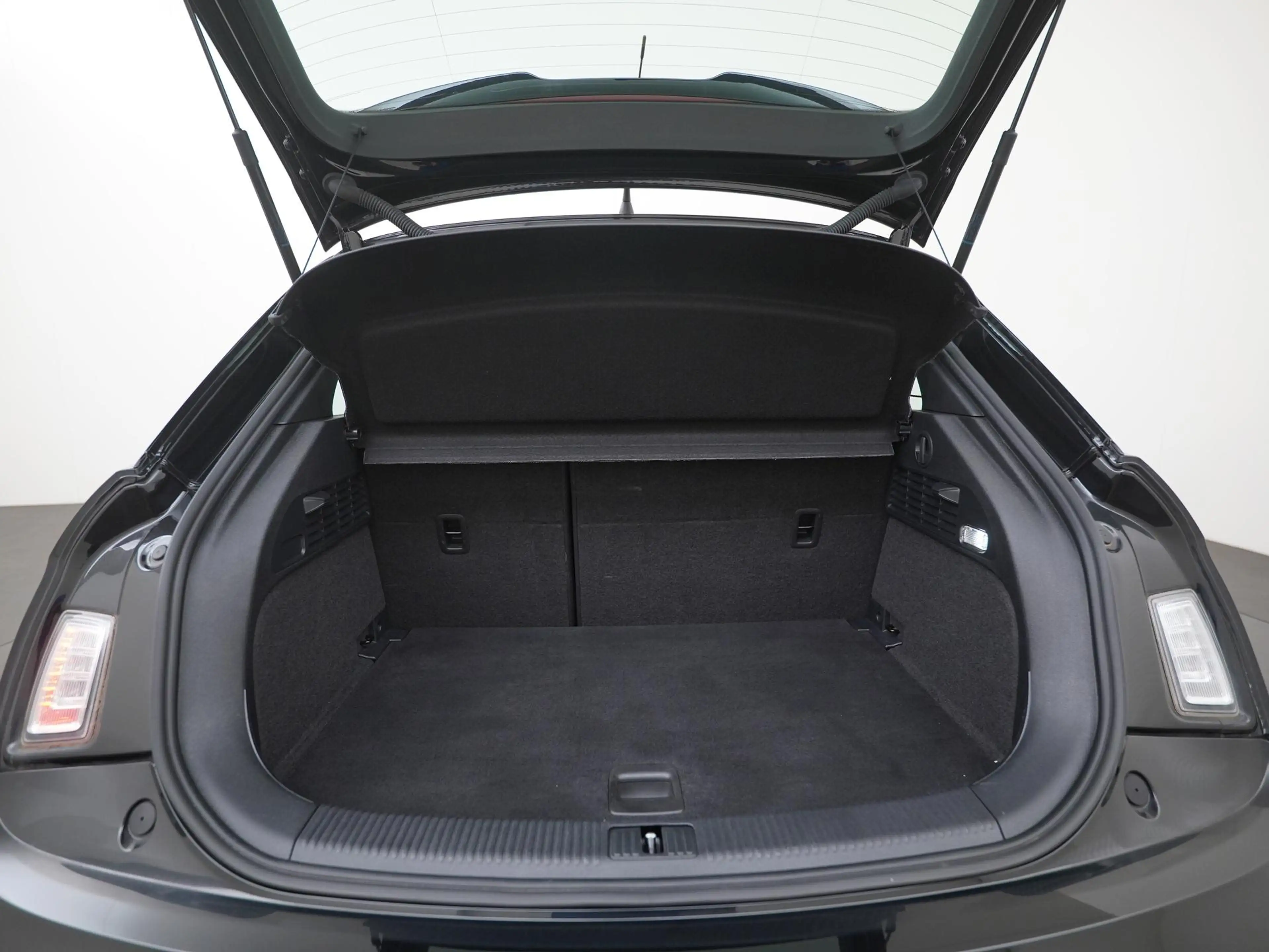 Audi A1 Sportback 1.4 TFSI Advance Sport S line | Schuifda — photo 24