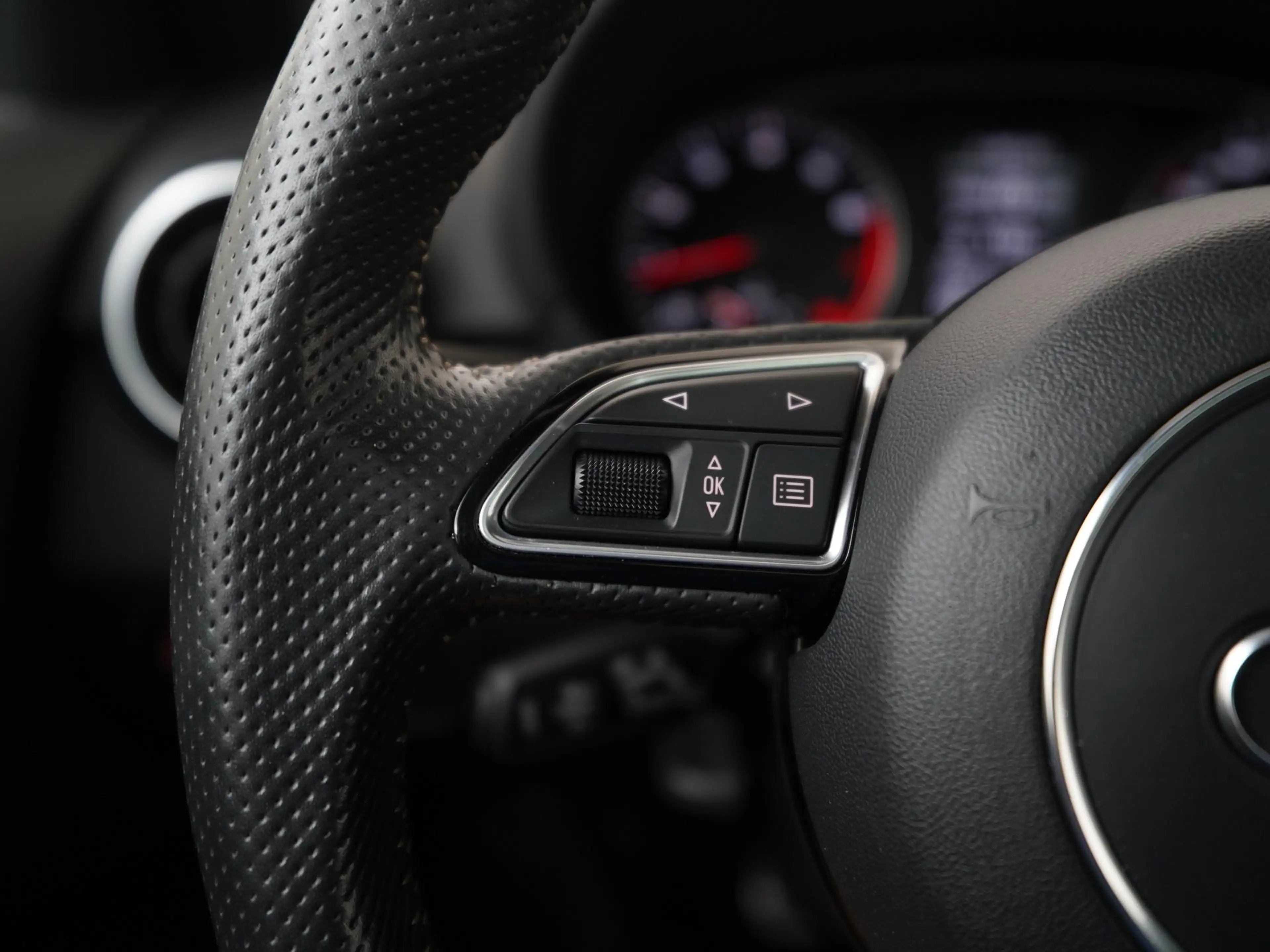 Audi A1 Sportback 1.4 TFSI Advance Sport S line | Schuifda — photo 7