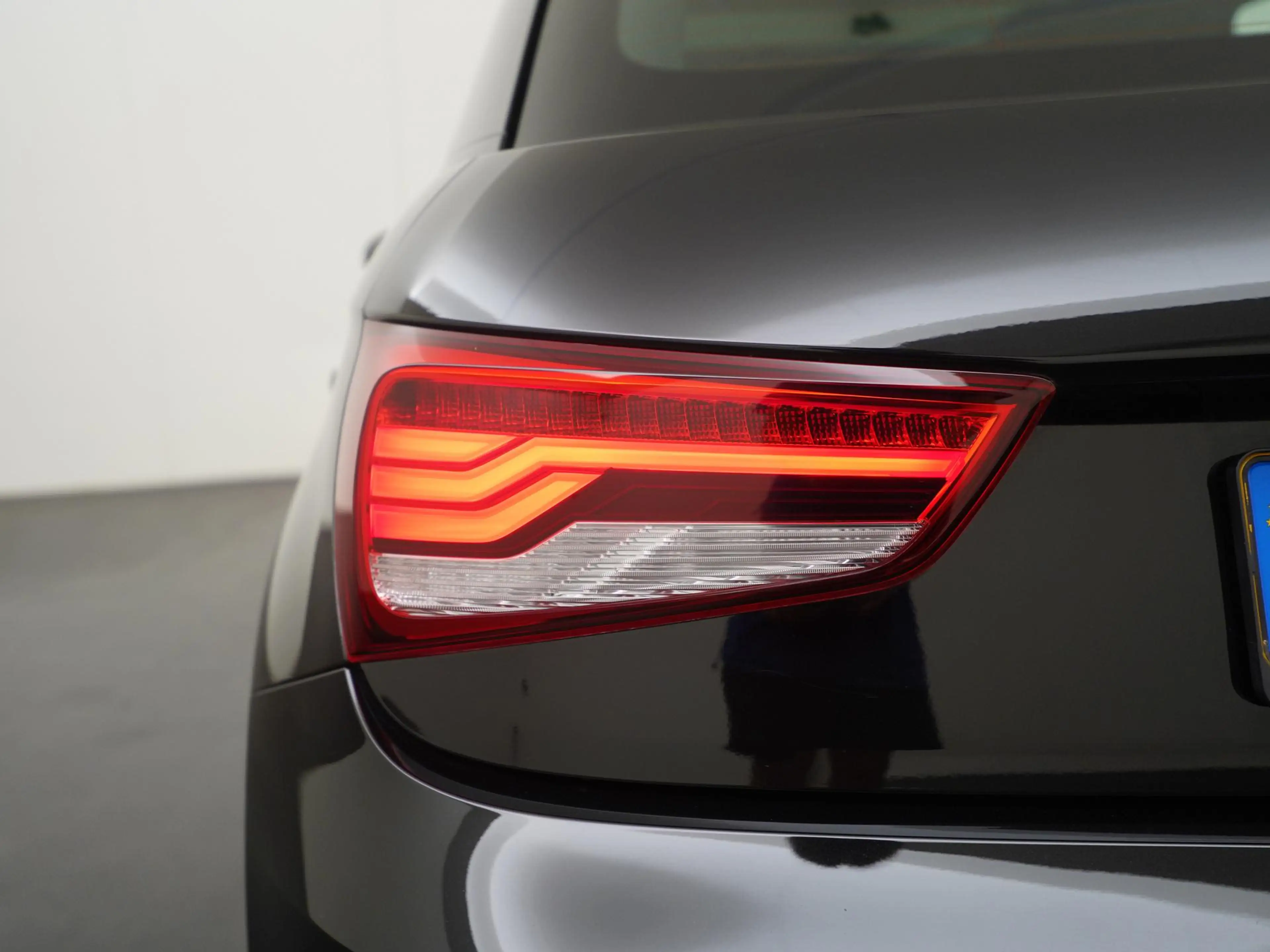 Audi A1 Sportback 1.4 TFSI Advance Sport S line | Schuifda — photo 23