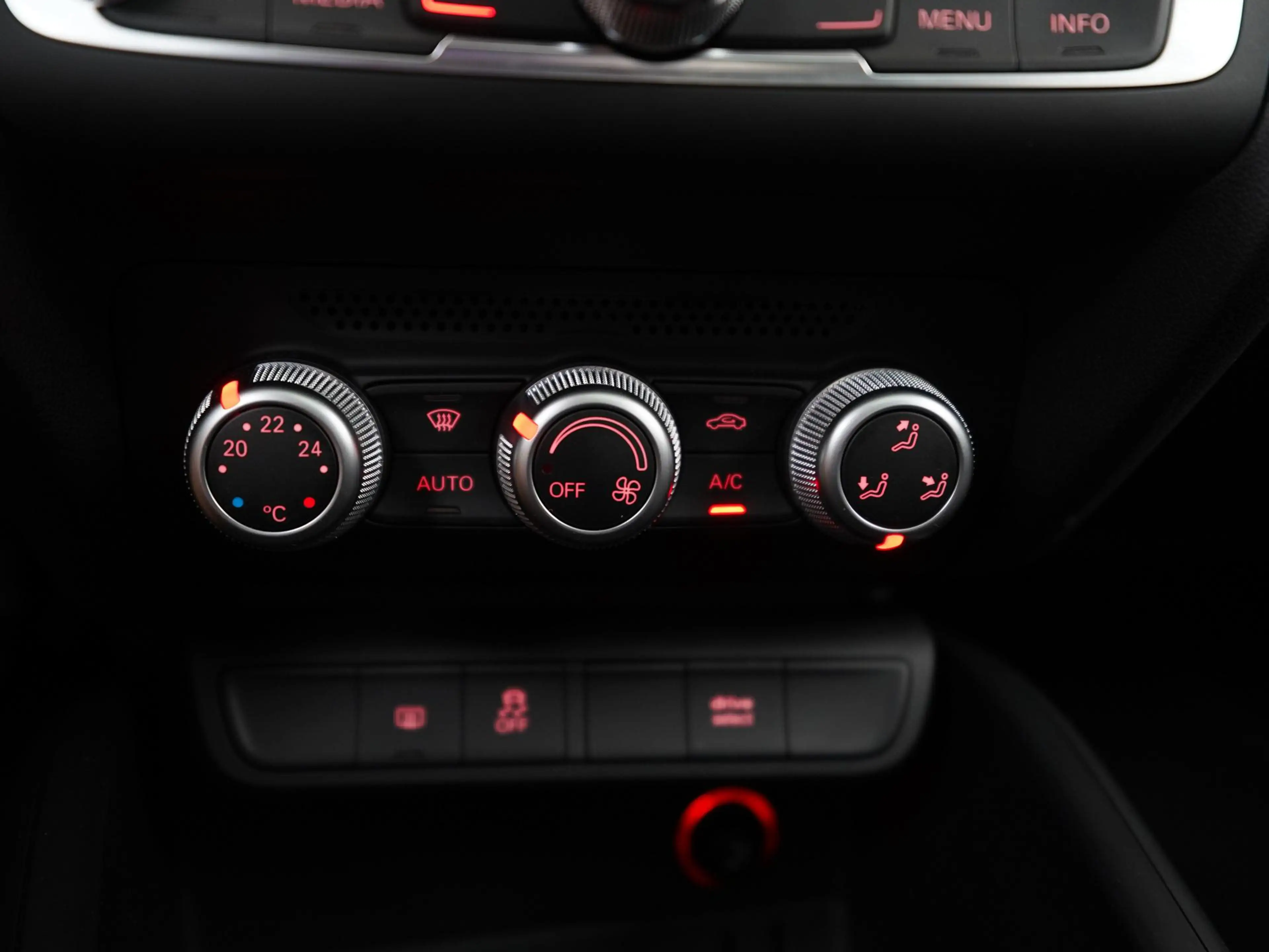Audi A1 Sportback 1.4 TFSI Advance Sport S line | Schuifda — photo 11