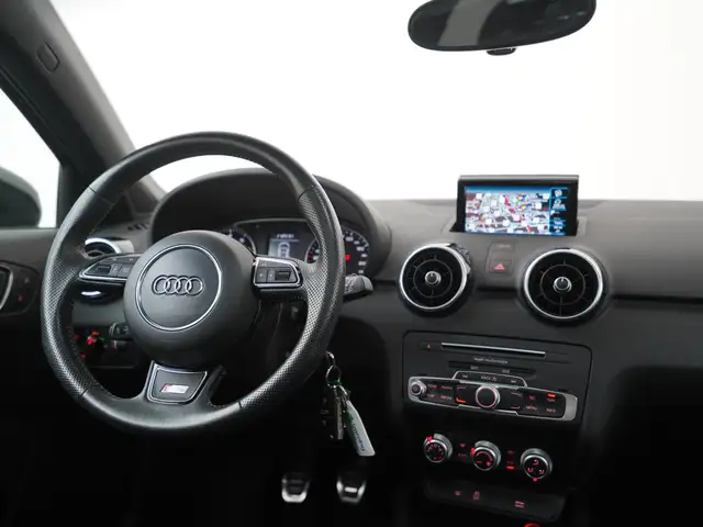 Audi A1 view 5