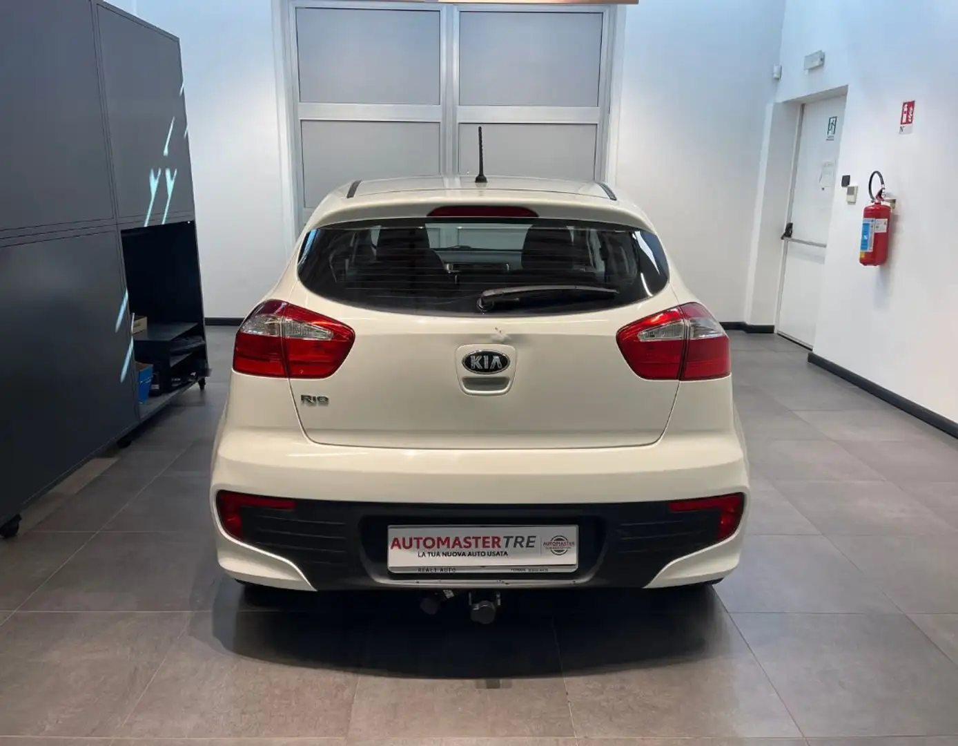 Kia Rio Rio 1.2 CVVT 5p. Active - NEOPATENTATI Weiß - 2