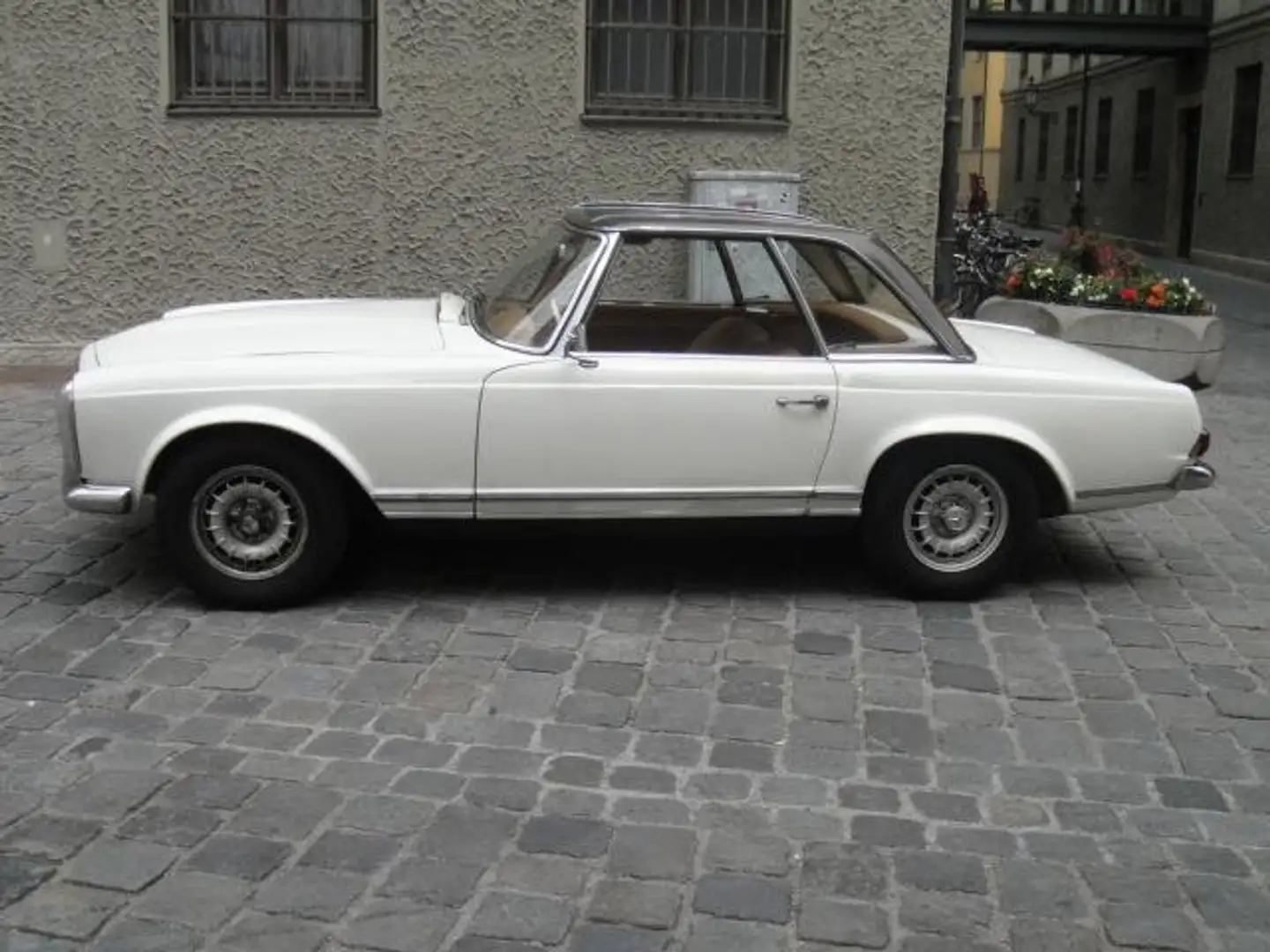 Mercedes-Benz Pagode 230 SL Cabrio  BJ 64  H-Kennz Blanco - 2