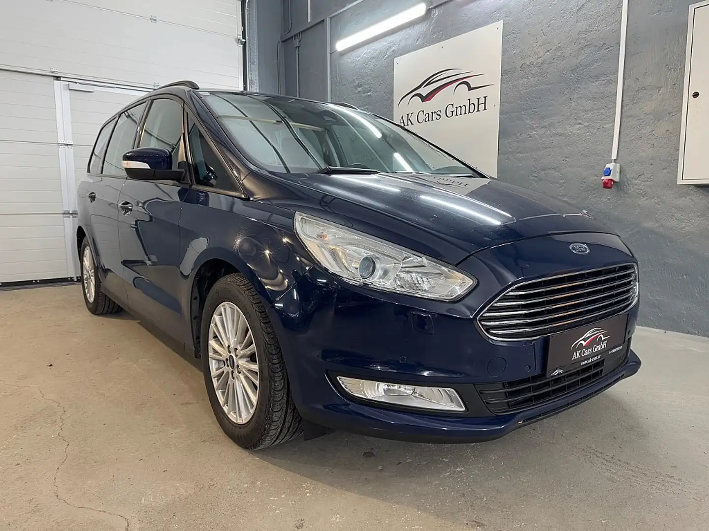 Ford Galaxy 2,0 TDCi Trend Start/Stop Blau - 1