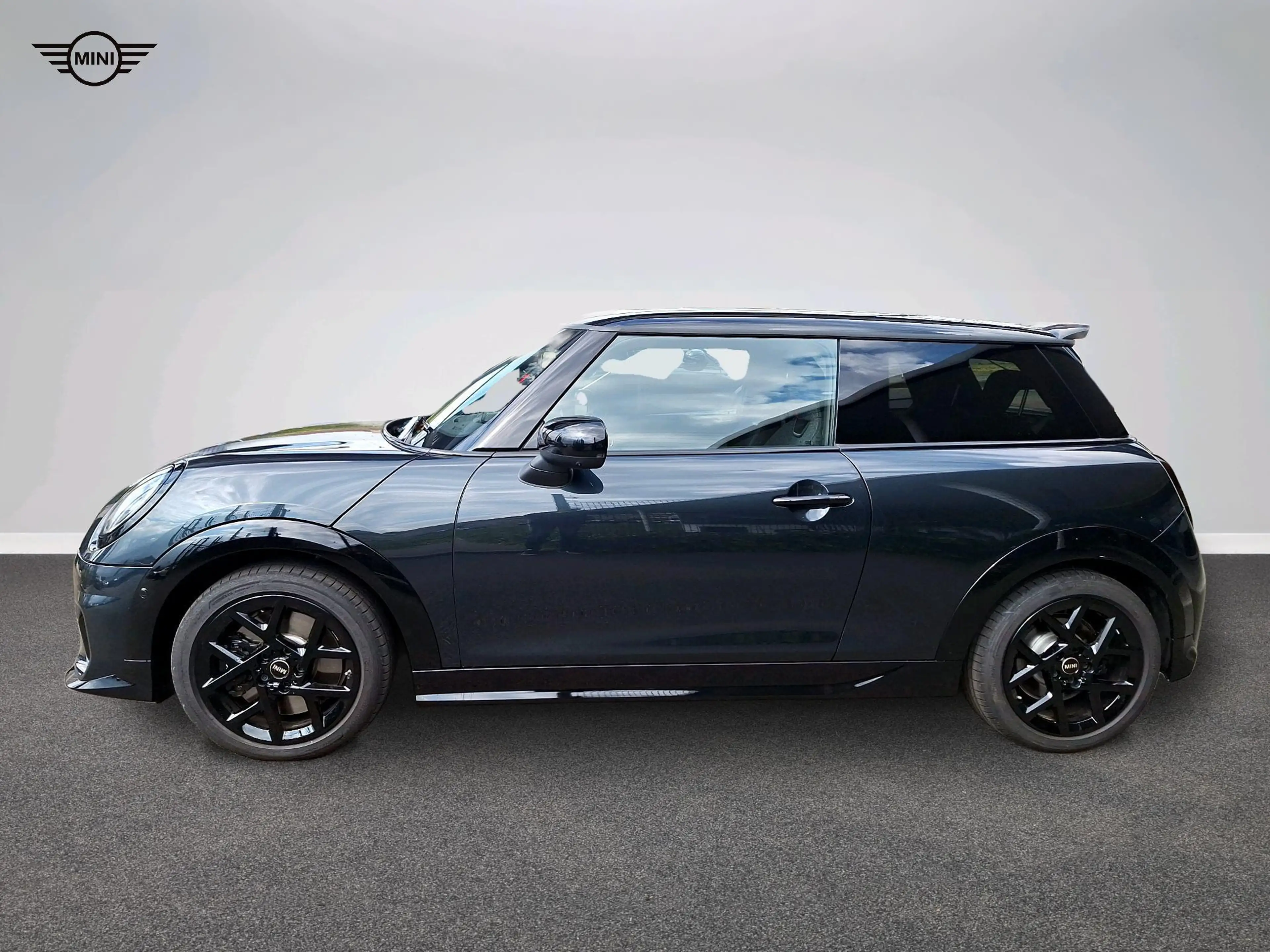 MINI Cooper S John Cooper Works Trim — photo 2