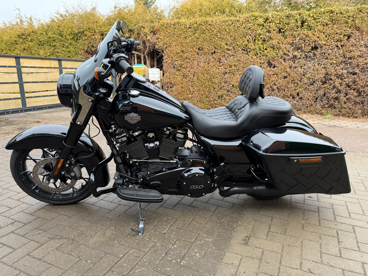 Harley-Davidson Road King Spezial Negro - 1