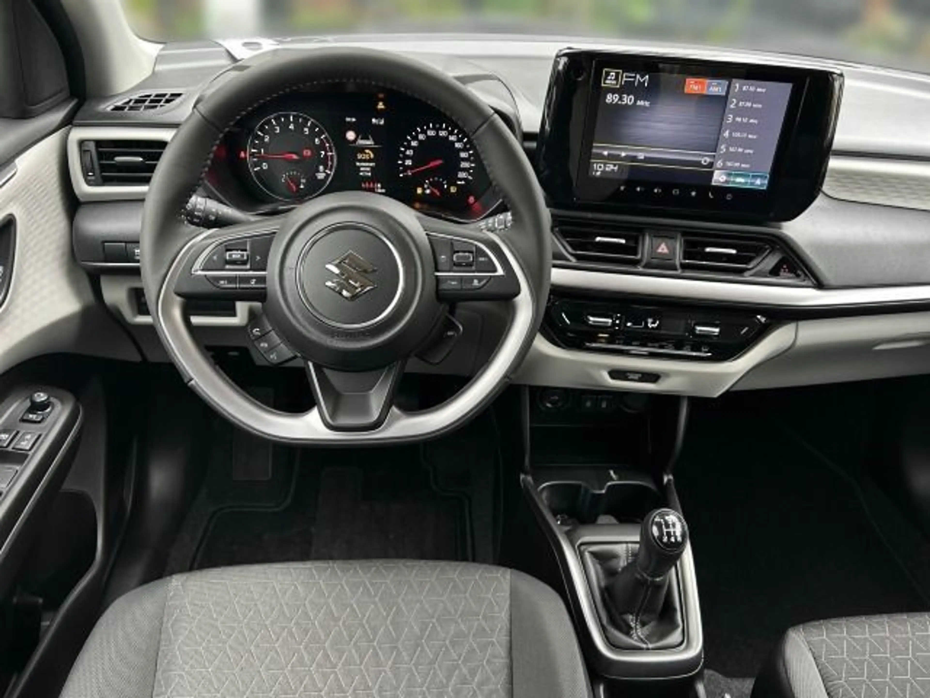 Suzuki Swift SWIFT COMFORT+ HYBRID — photo 14