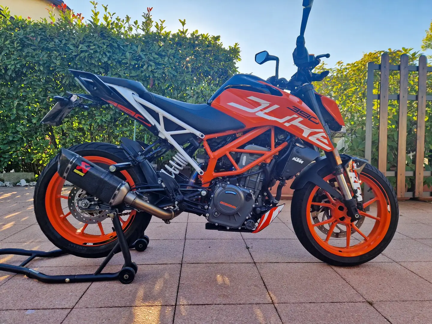 KTM 390 Duke Portocaliu - 1