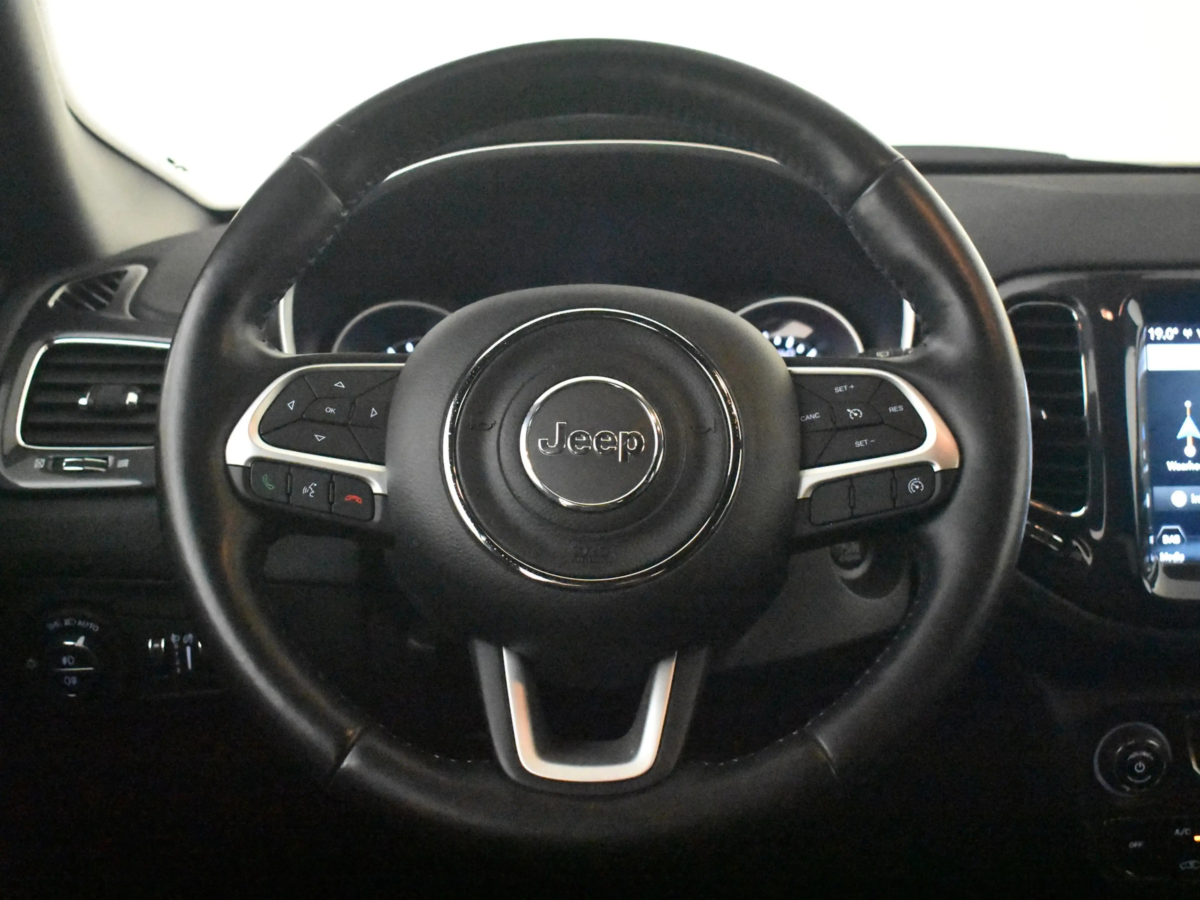 Jeep Compass 1.3T S l Leder l Elektr. Stoel verstelling l Stoel — photo 15