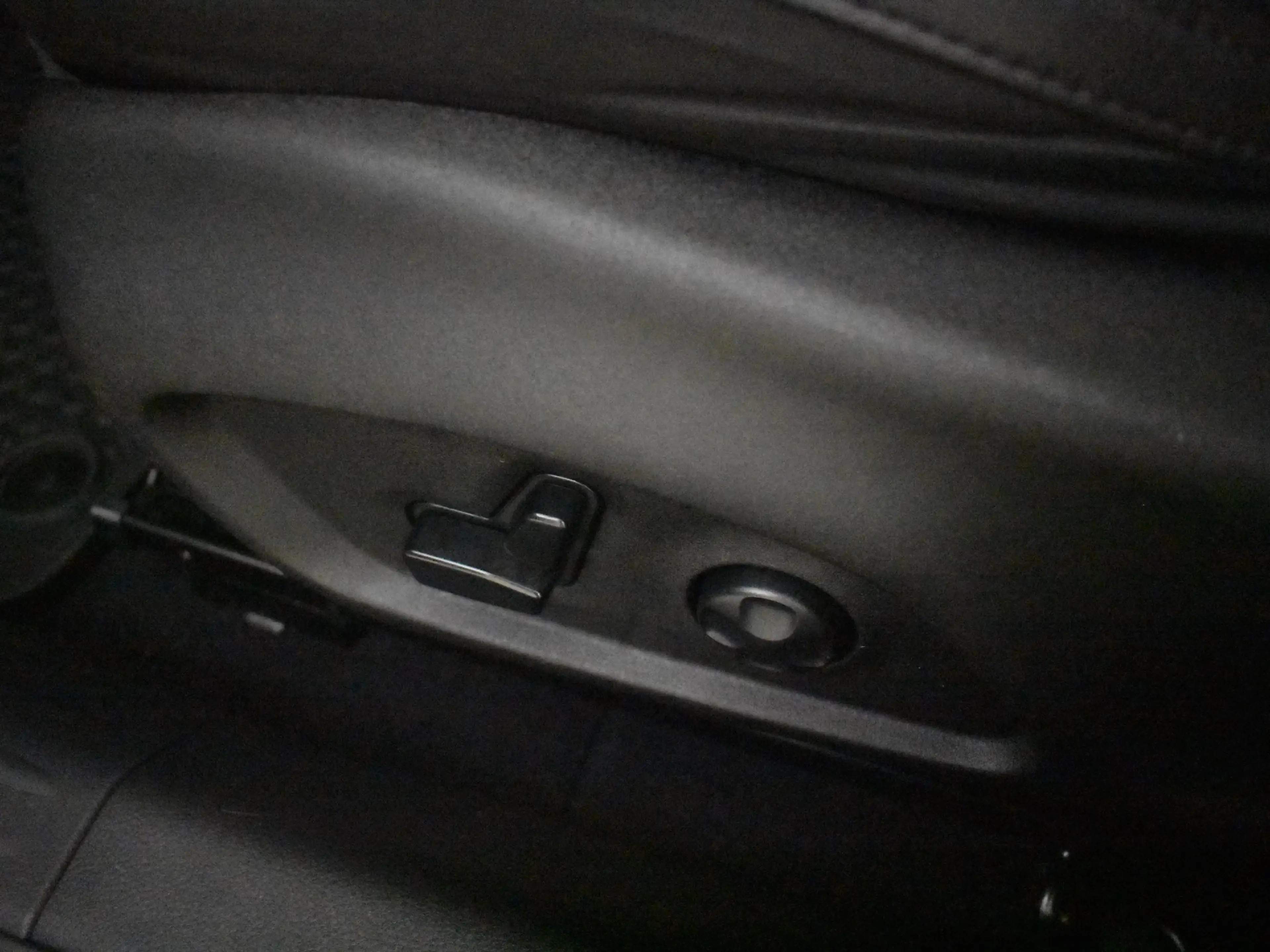 Jeep Compass 1.3T S l Leder l Elektr. Stoel verstelling l Stoel — photo 9