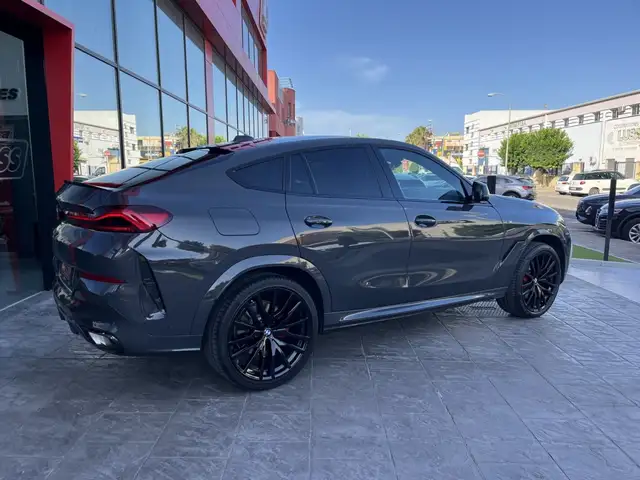 BMW X6 view 7