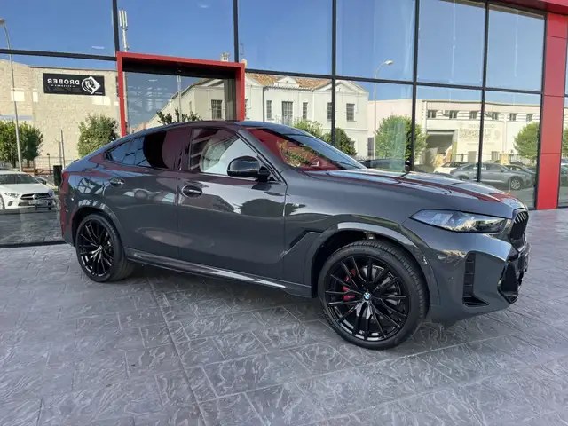 BMW X6 view 6
