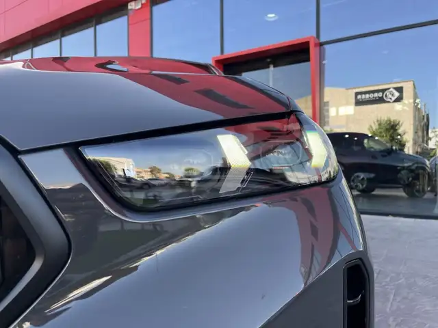 BMW X6 view 13