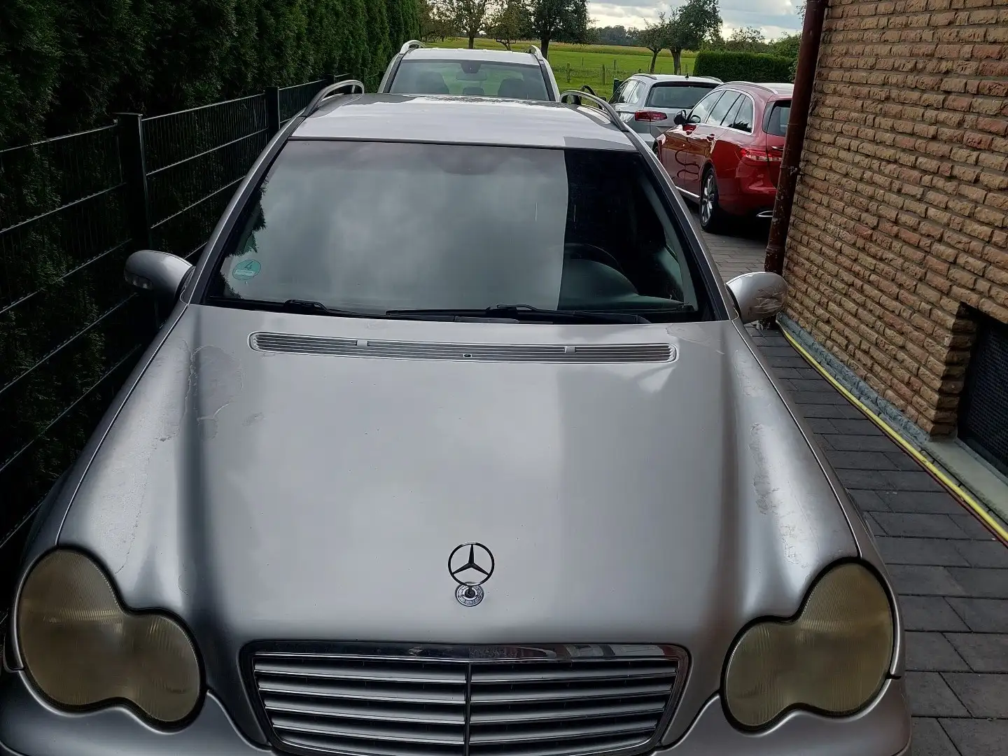 Mercedes-Benz 220 Kombi Gümüş rengi - 1