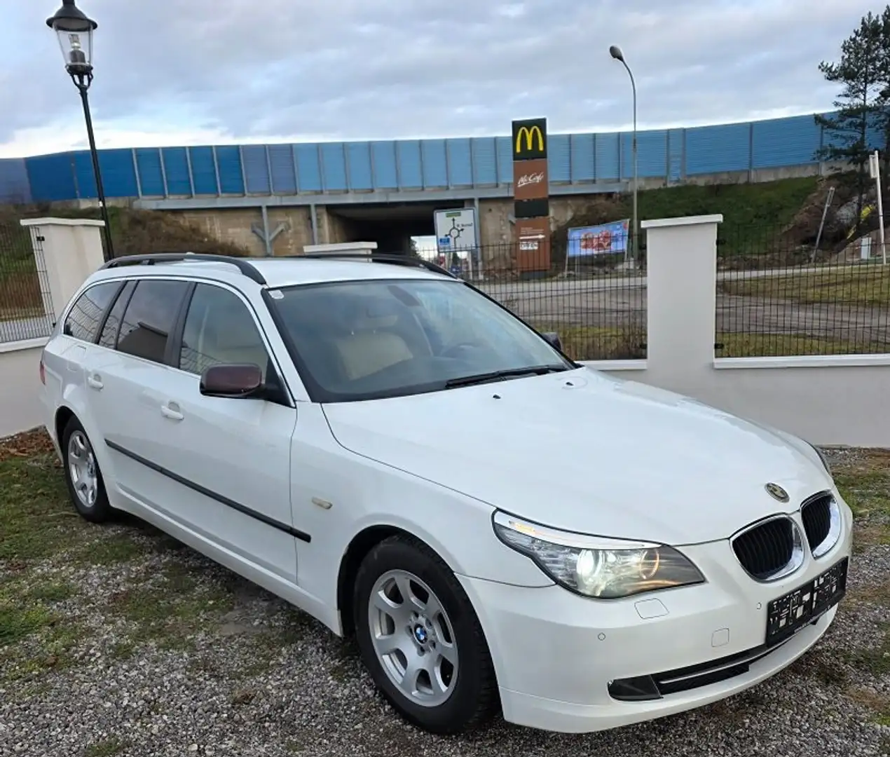 BMW 520 520d Touring Weiß - 2