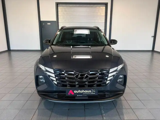 Hyundai Tucson view 2