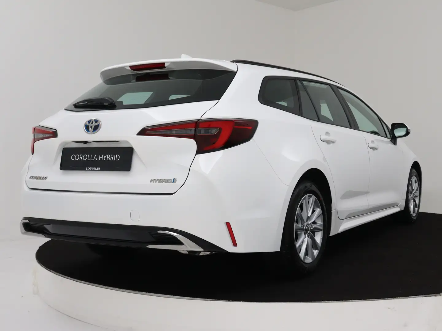 Toyota Corolla Touring Sports 1.8 Hybrid Active Wit - 2