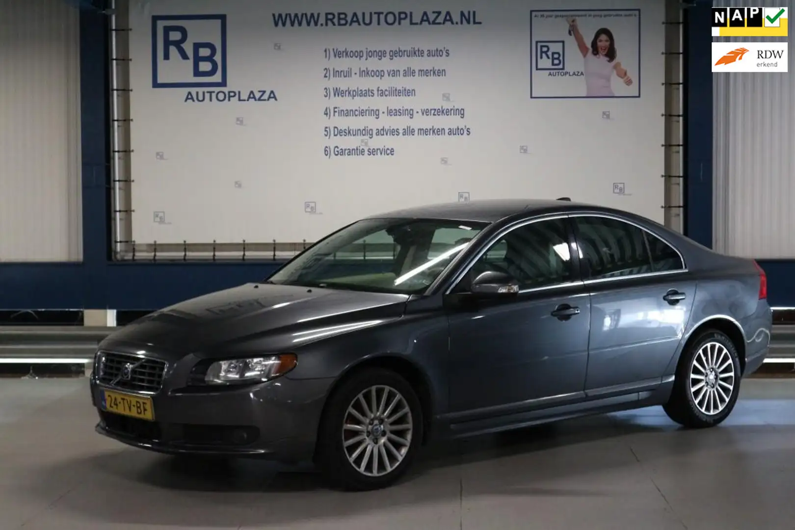 Volvo S80 3.2 AWD Momentum / 2e EIG / NAP / DEALER HISTORIE Grijs - 1