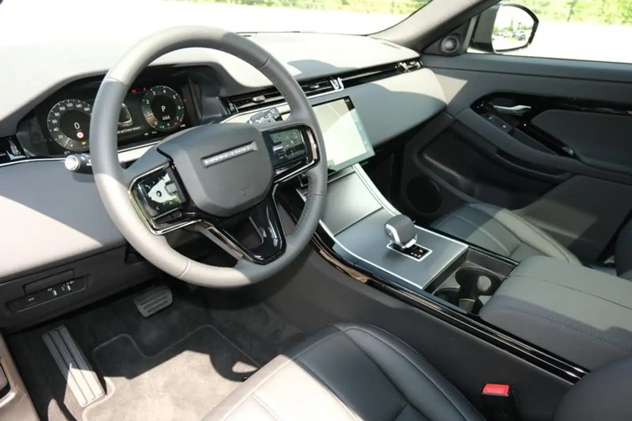 Land Rover Range Rover Evoque 2026 — фото 10