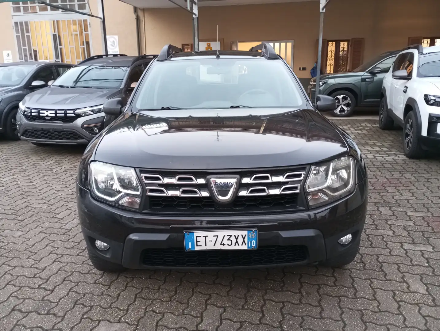 Dacia Duster Duster 1.6 GPL Laureate 4x2 105cv Nero - 2