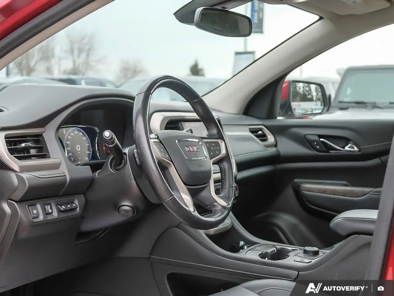 GMC Acadia photo GMC Acadia